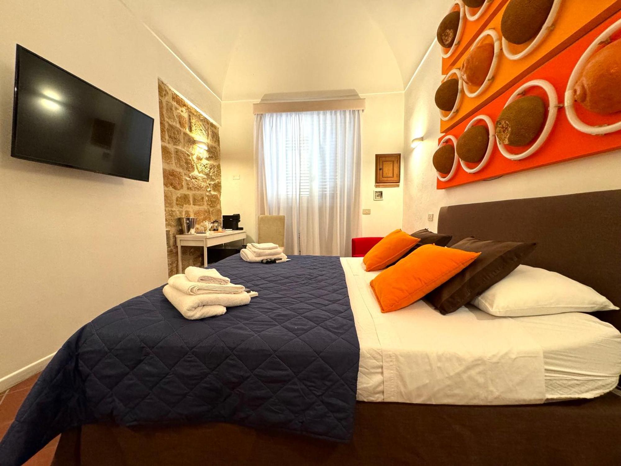 B&B Antichi Colori Cinisi Eksteriør bilde