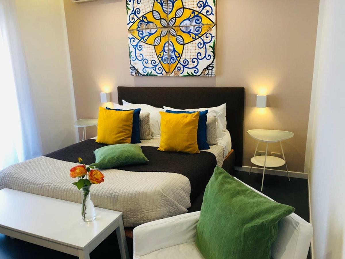B&B Antichi Colori Cinisi Eksteriør bilde